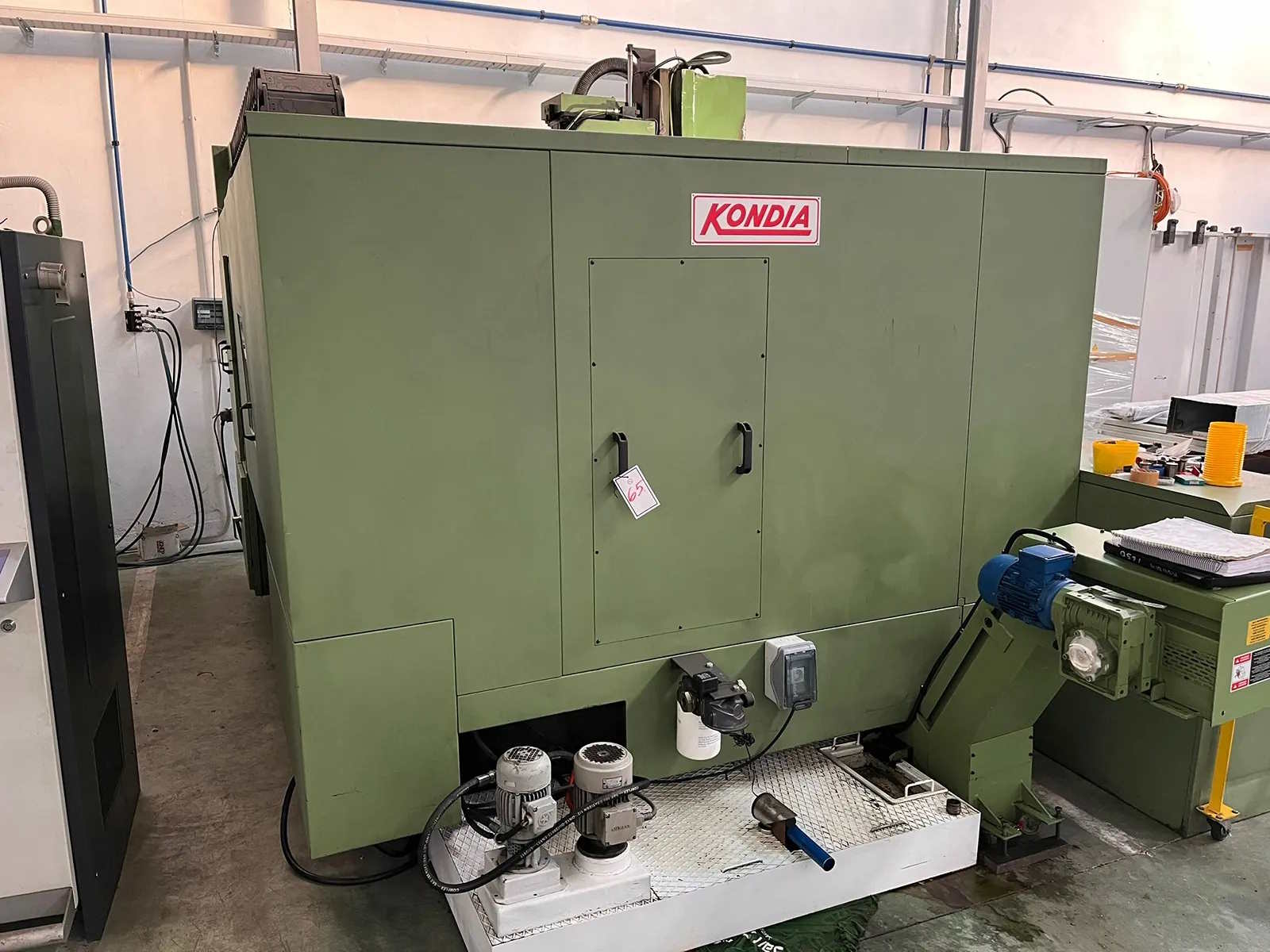 Вертикальный обрабатывающий центр с ЧПУ KONDIA CM 1650 CNC-ID17316