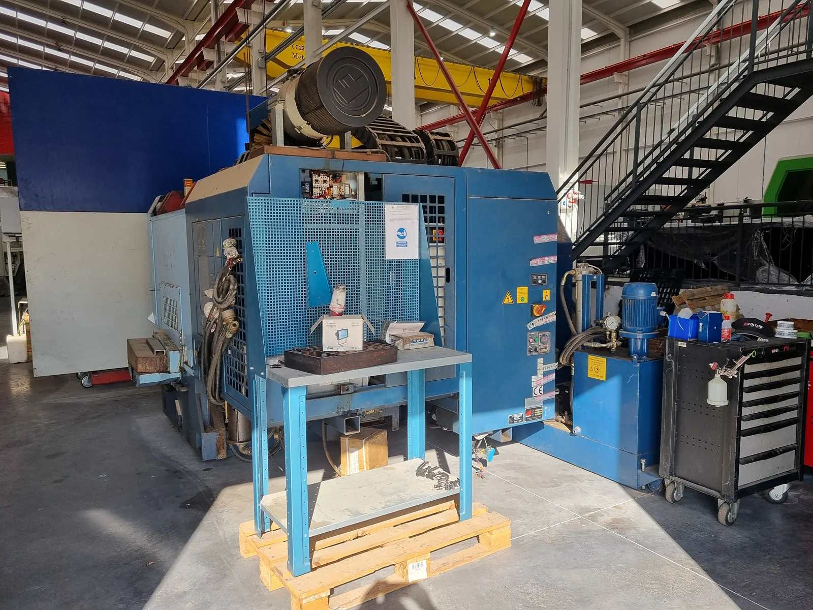 Вертикальный обрабатывающий центр с ЧПУ MATSUURA V. MAX 800 — 2002 г.-ID17318