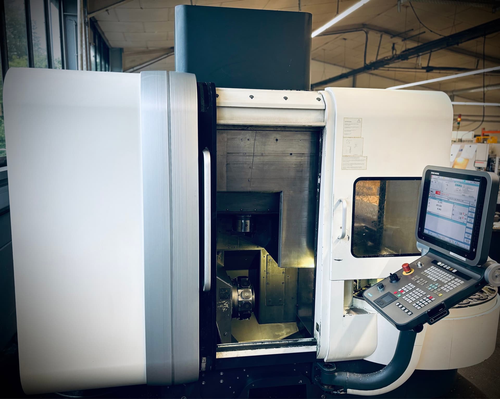 Вертикальный токарный центр с ЧПУ DMG MORI CTV 160-ID17036