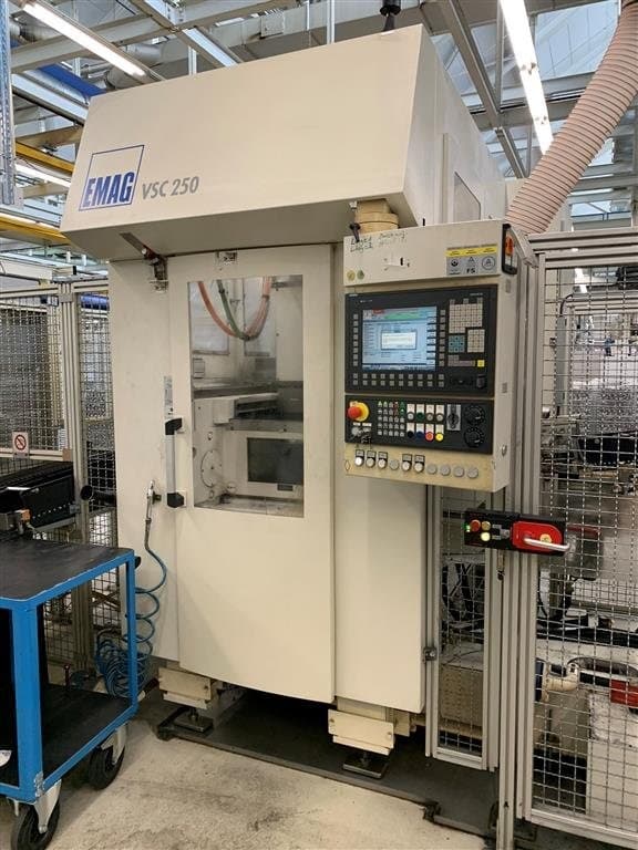 Вертикальный токарный станок EMAG VSC 250-ID17288