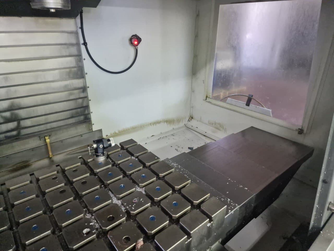 Вертикальный обрабатывающий центр с ЧПУ HAAS VM-3-ID17952