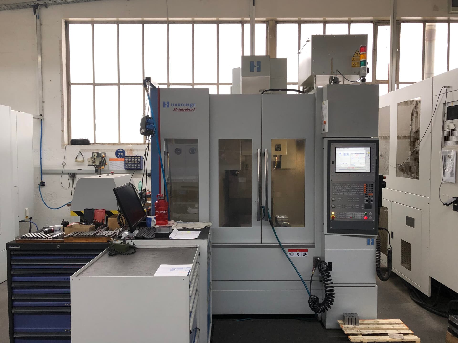 Високопродуктивний вертикальний обробний центр з ЧПУ Bridgeport XR 760-ID17051