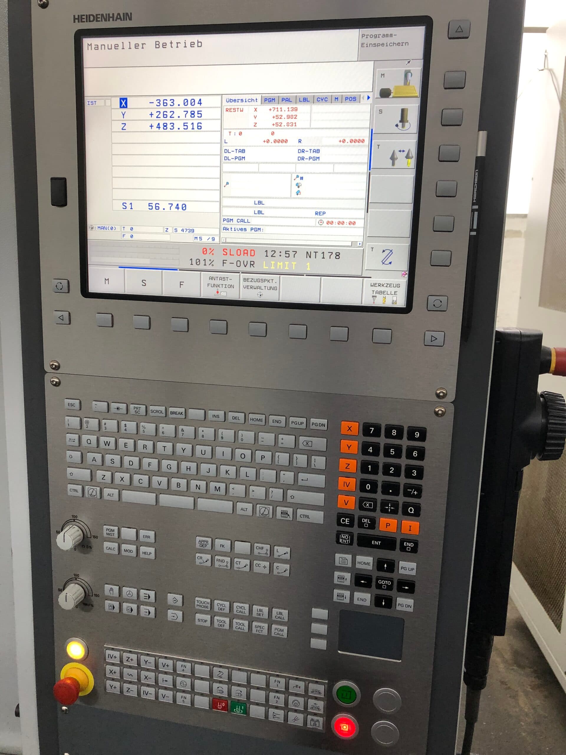 Високопродуктивний вертикальний обробний центр з ЧПУ Bridgeport XR 760-ID17051