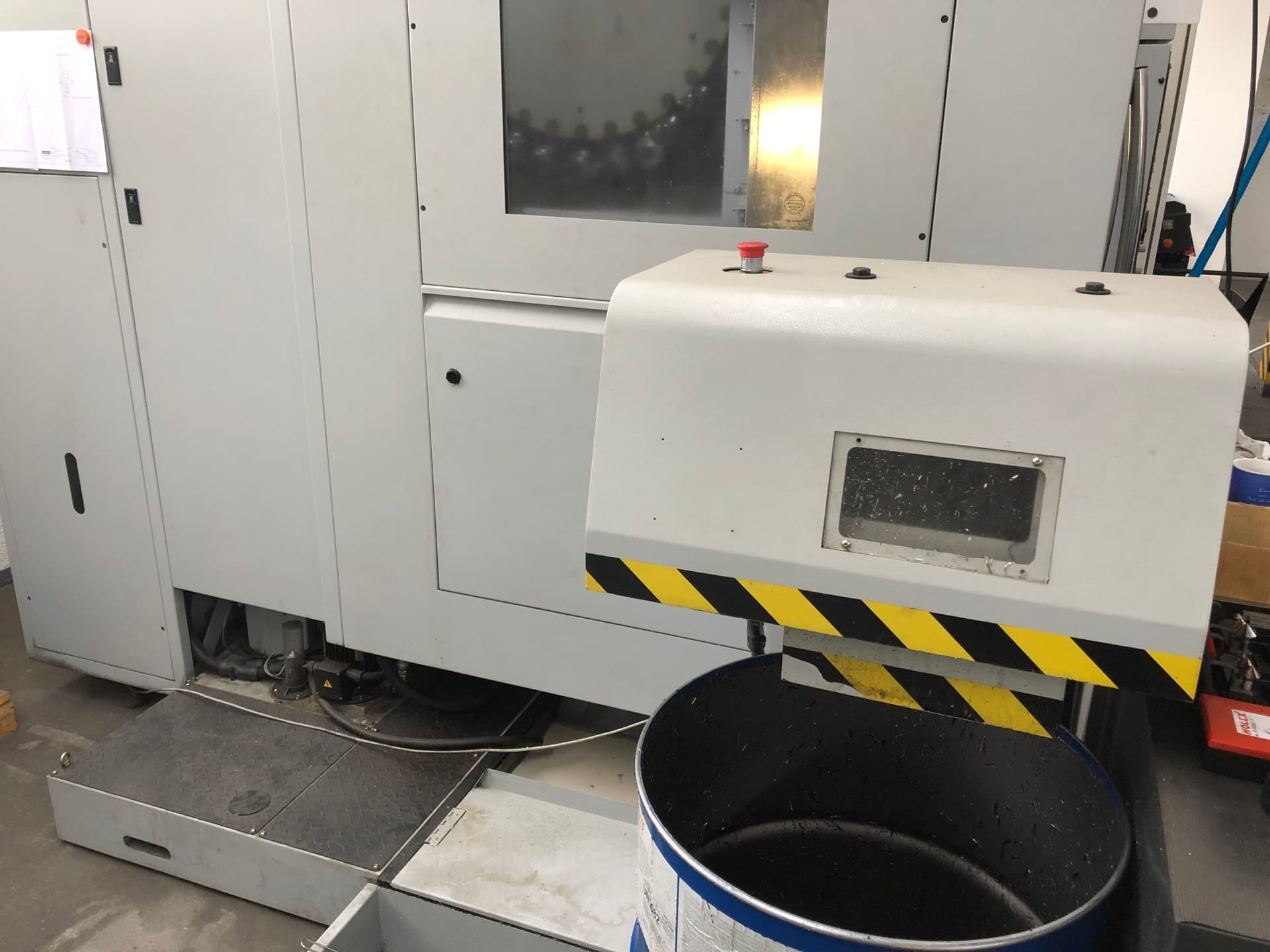 Високопродуктивний вертикальний обробний центр з ЧПУ Bridgeport XR 760-ID17051