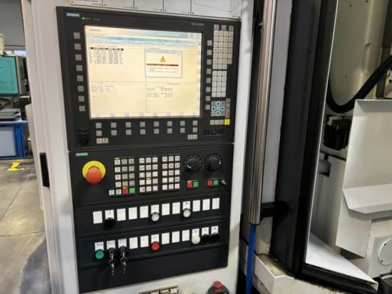 Зубодолбежный станок с ЧПУ LIEBHERR LFS 200-ID17806