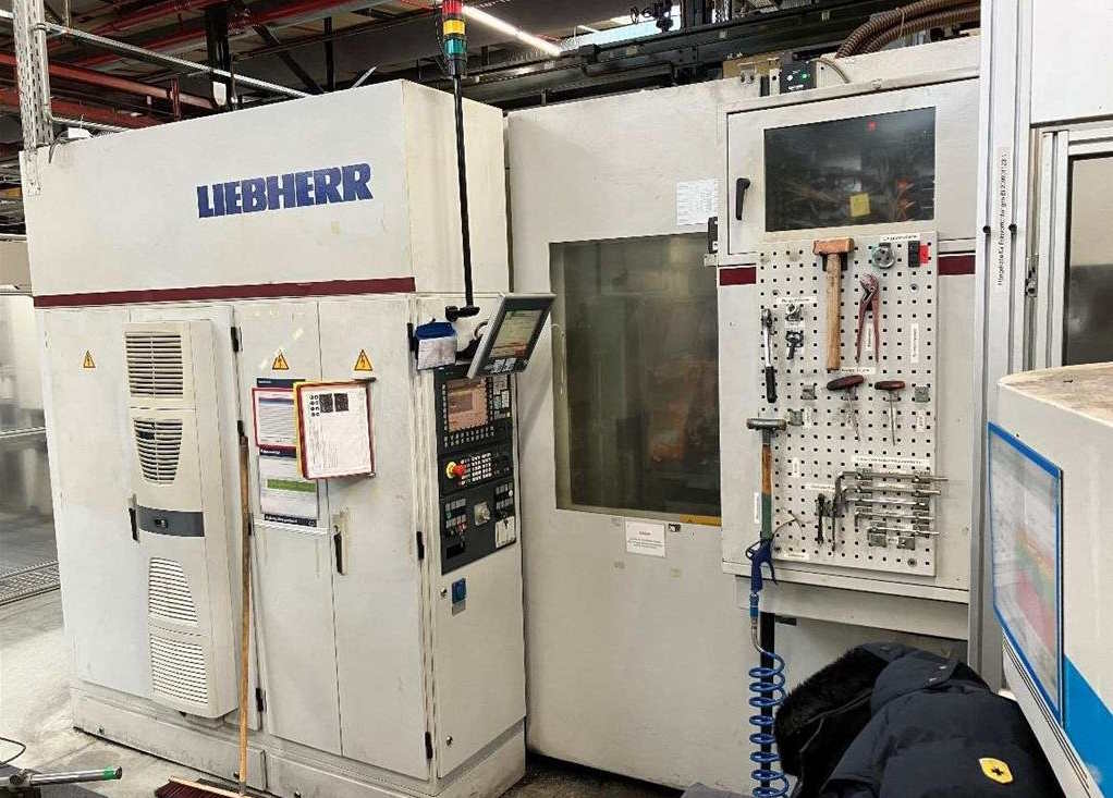 Зубофрезерный станок - вертикальный LIEBHERR LC200-ID17659