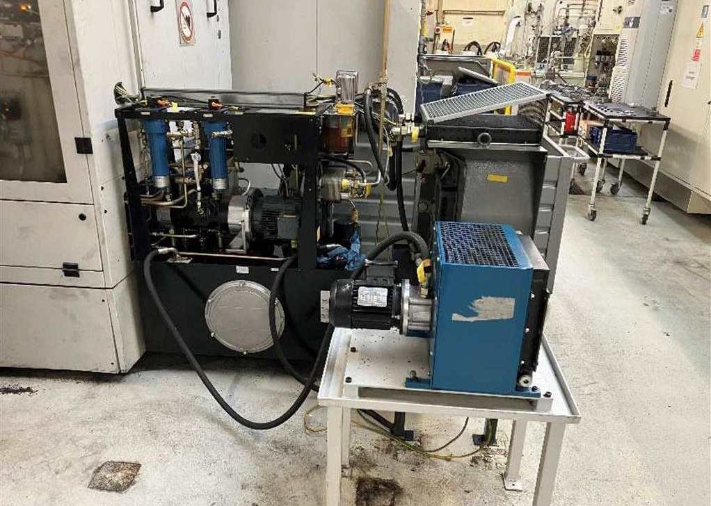 Зубофрезерный станок - вертикальный LIEBHERR LC200-ID17659