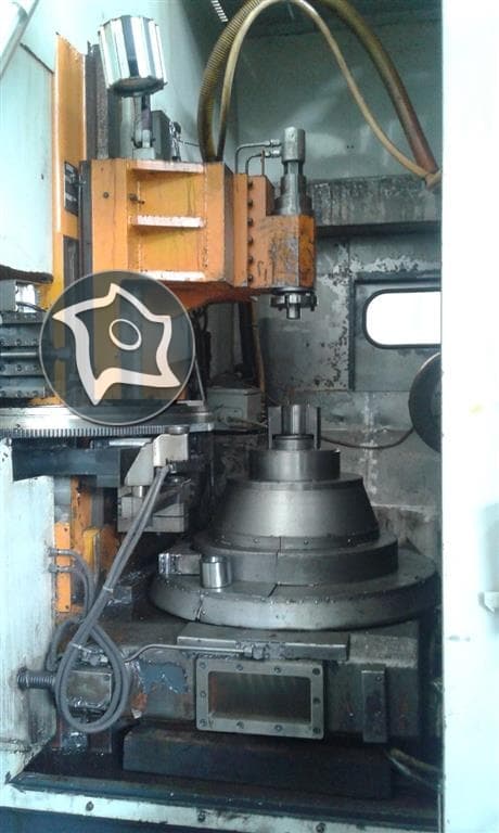 Зубофрезерный станок вертикальный с ЧПУ TOS CELAKOVICE OFA 75 CNC6-ID15569